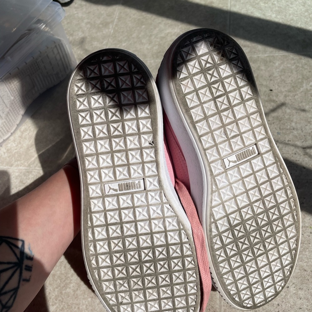 Women's Pink Sneakers - Picture 4 of 6